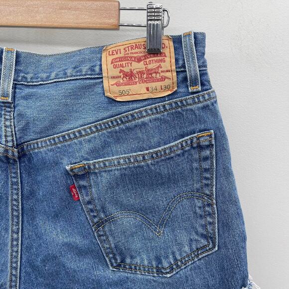 Levi’s 505 Regular Fit Cut-Off Shorts Mens 34 Medium Denim High Rise 5" Length - Picture 3 of 5